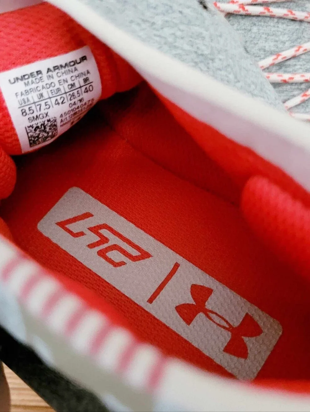 Under Armour 257 Charged Sneakers